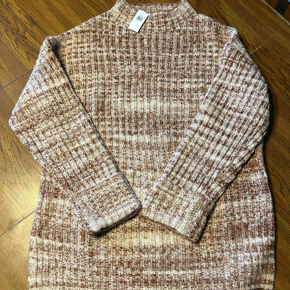 Old Navy Mock Neck Rib Knit Tunic Sweater - Picture 3 of 7
